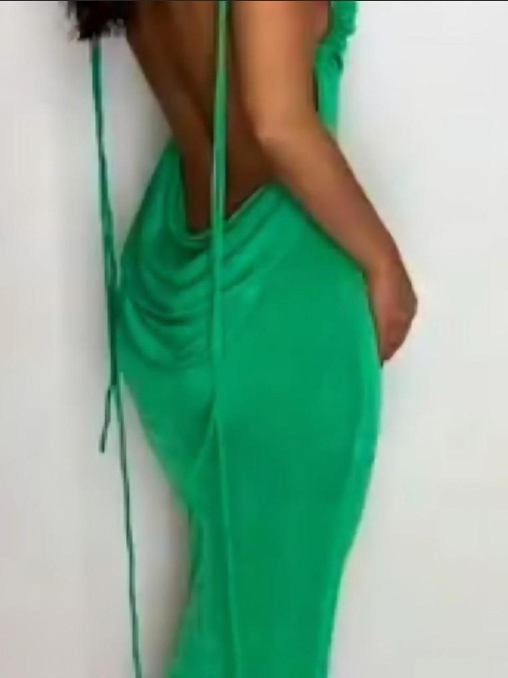 Elegant Green Draped Backless Evening Dress - Women